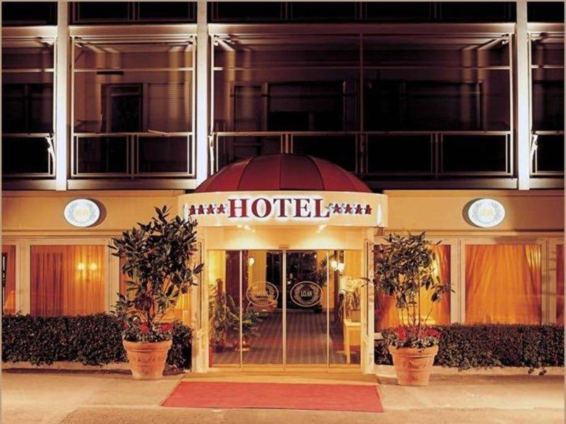 Hotel American Palace Eur Рим Екстер'єр фото